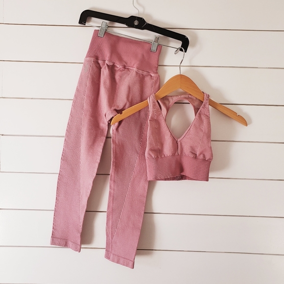 HP🥳 NWOT X FP Movement Rewind Chevron Set - Picture 4 of 10